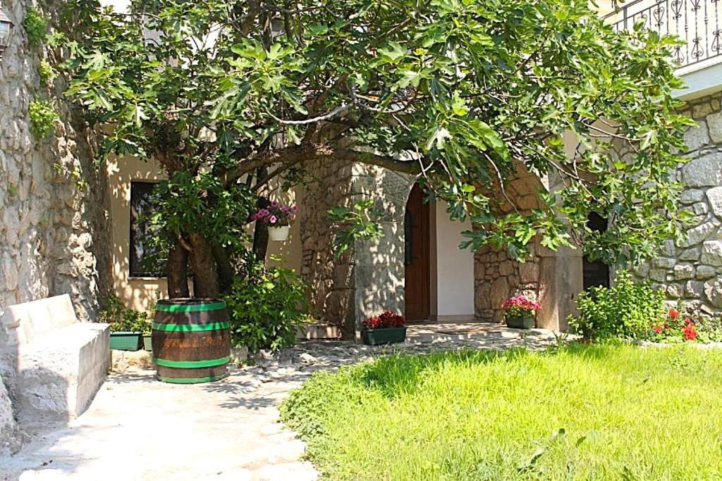 Villa Bartola Grizane-Belgrad Exterior photo